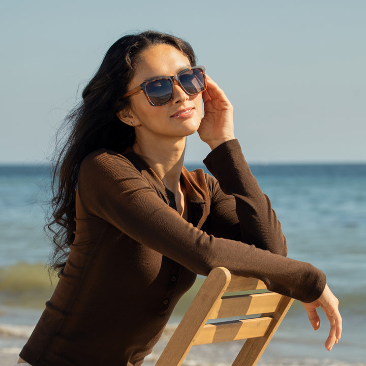 BP19991 - Koa - Matte Marble Amber Tortoise / Walnut Wood / Smoke Polarized Lens